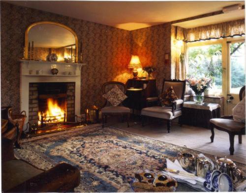 Holdfast Cottage Hotel Грейт Малвърн Екстериор снимка