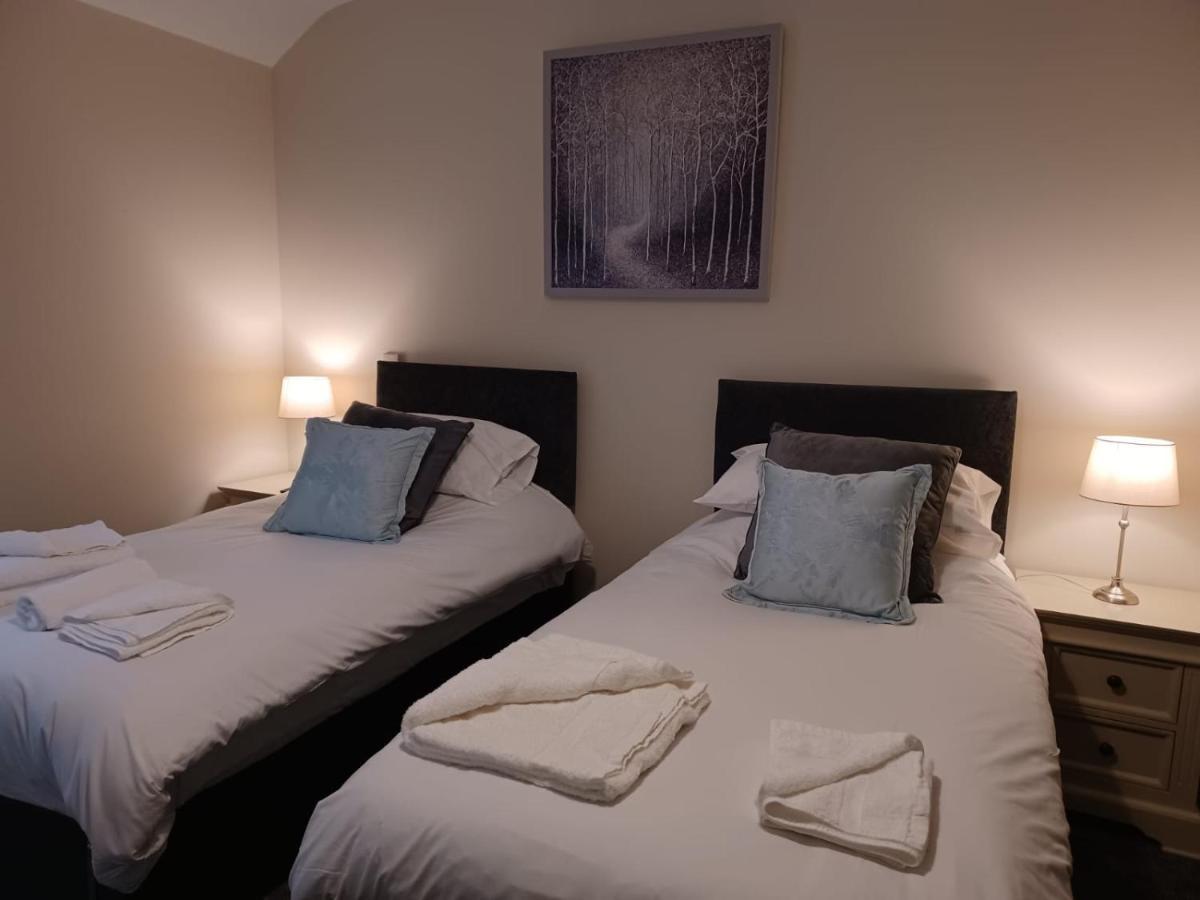 Holdfast Cottage Hotel Грейт Малвърн Екстериор снимка