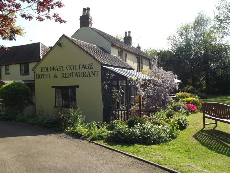 Holdfast Cottage Hotel Грейт Малвърн Екстериор снимка